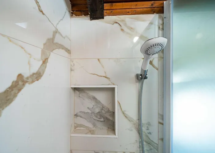 Dorica - Two Bedroom With Terrace Apartament