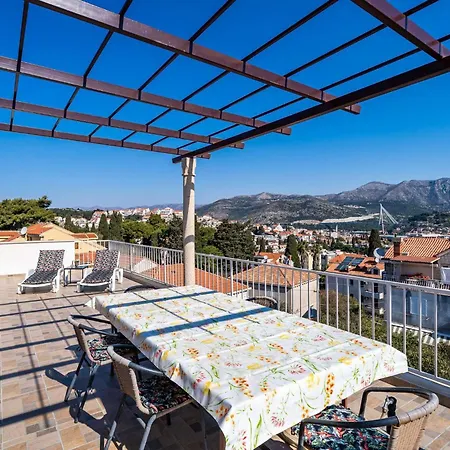 아파트 Dorica - Two Bedroom With Terrace *