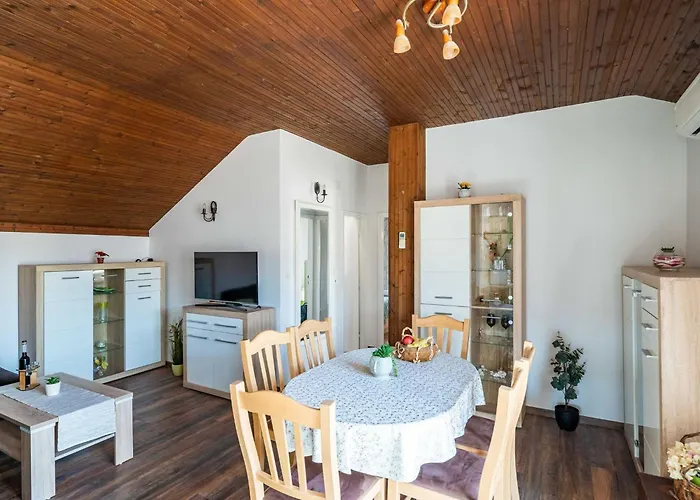 Apartment Dorica - Two Bedroom With Terrace